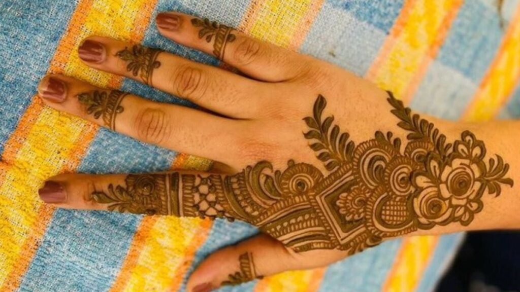 child mehndi design