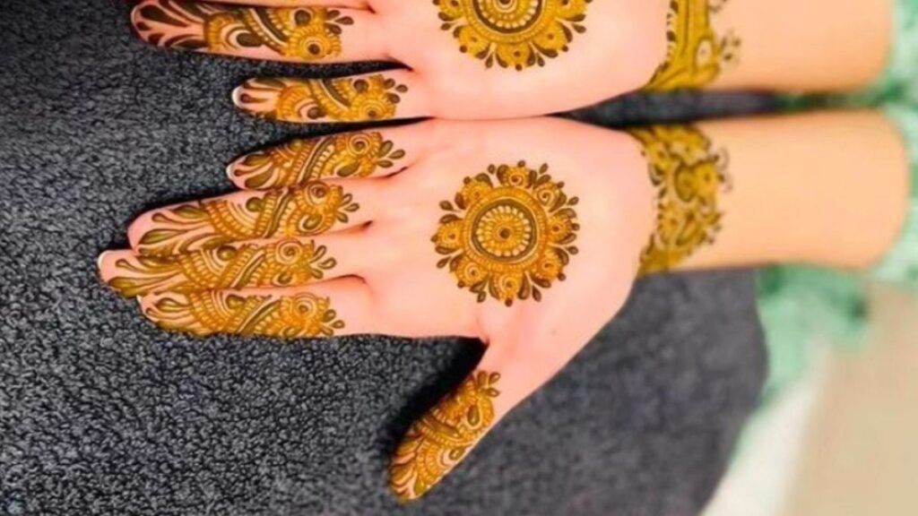 child mehndi design