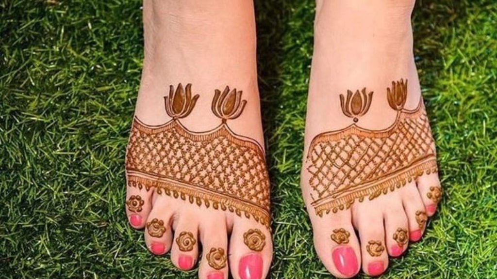 Stylish Mehndi Design