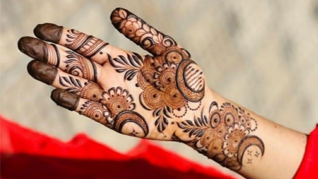 Stylish Mehndi Design