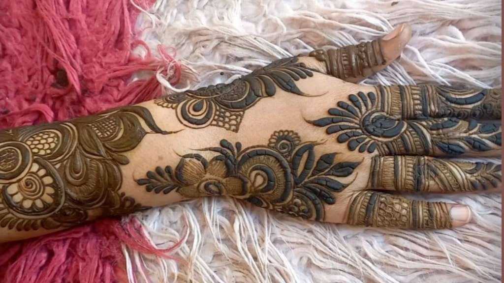 Stylish Mehndi Design