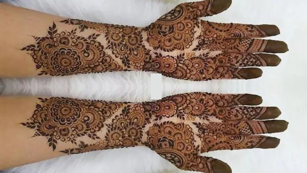 Simple Arabic Mehndi Design
