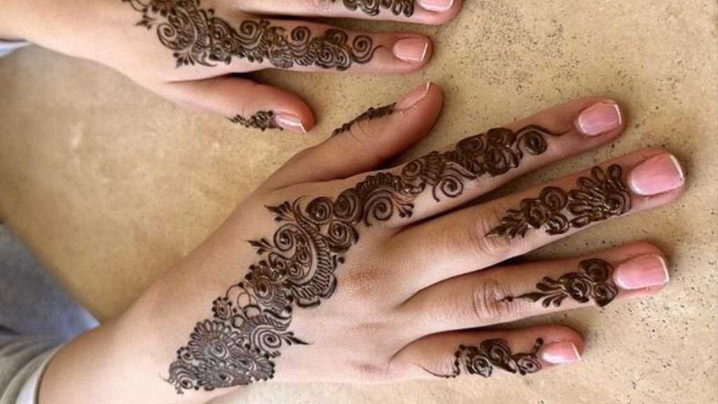Mehndi Design of Arabic