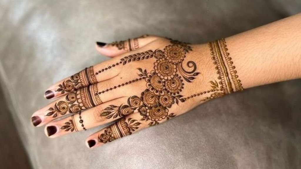 Mehndi Design of Arabic