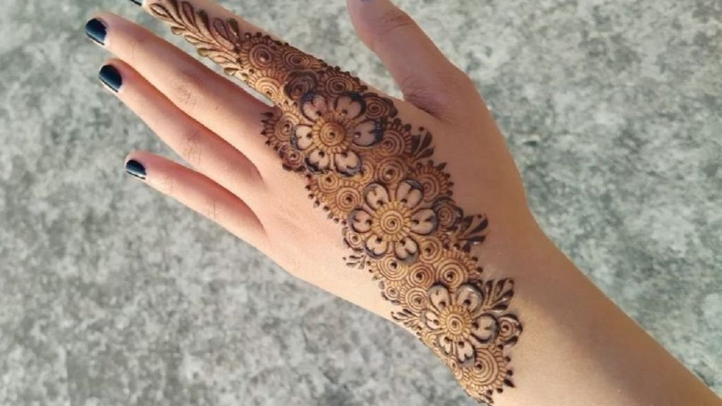 Mehndi Design of Arabic