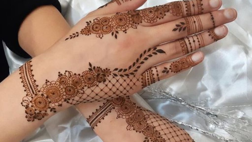 Mehndi Design for Backside Hand