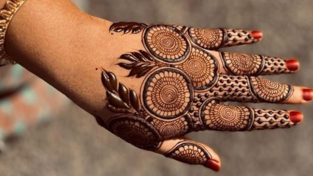 Mehndi Designs for Sawan 2024