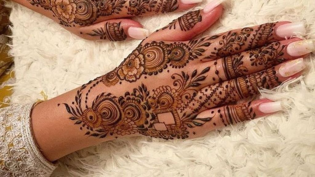 Mehndi Designs for Sawan 2024