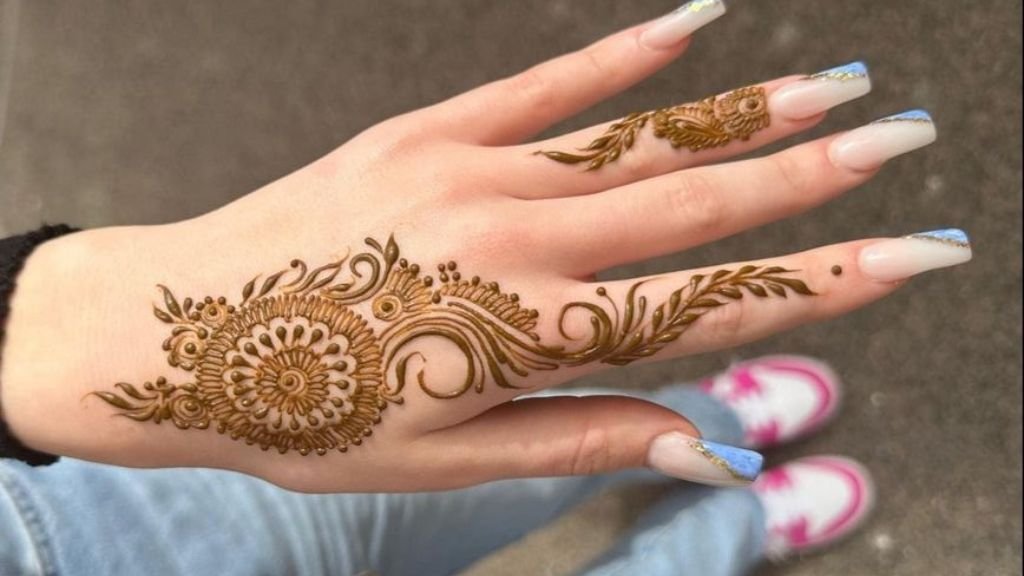 Mehndi Designs 2024