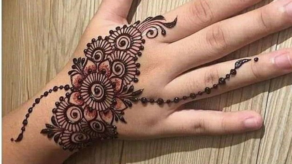 Mehendi Design Simple and Easy