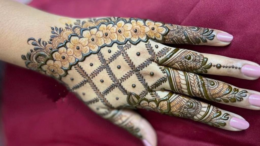 Mehndi Designs 2024